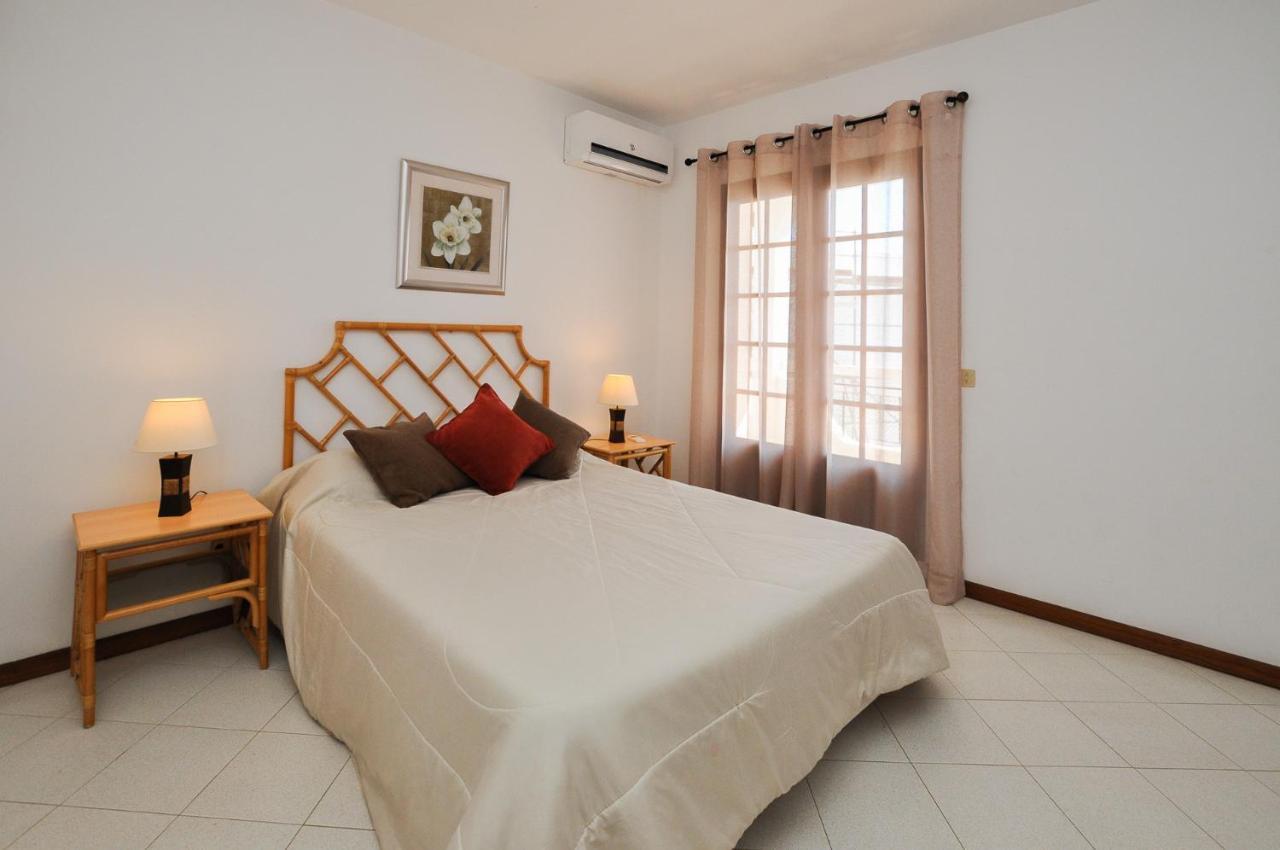 אלבופיירה Casa Das Palmeiras By Ocvillas מראה חיצוני תמונה